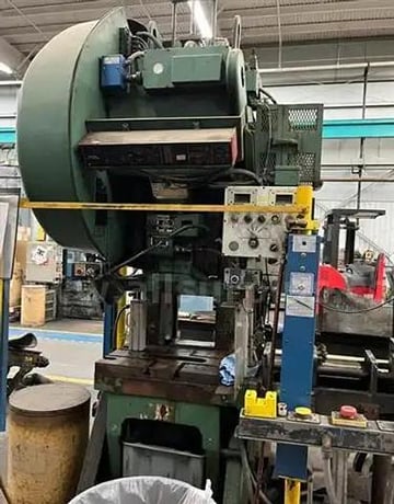 45 Ton, Minster #5, OBI flywheel press, vari-speed, 5.7" ton air cushion w/2" stroke, #30599 - Image 5