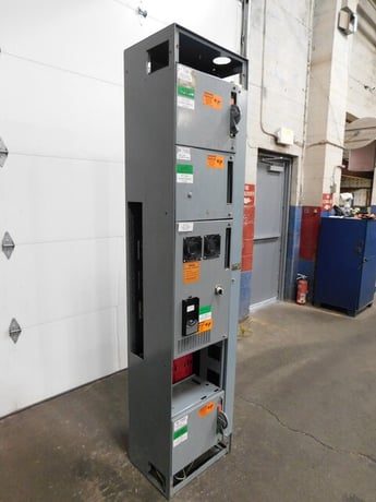 Allen-Bradley, 712024/1, motor control center MCC section, 800/300A, 600 Volts - Image 2