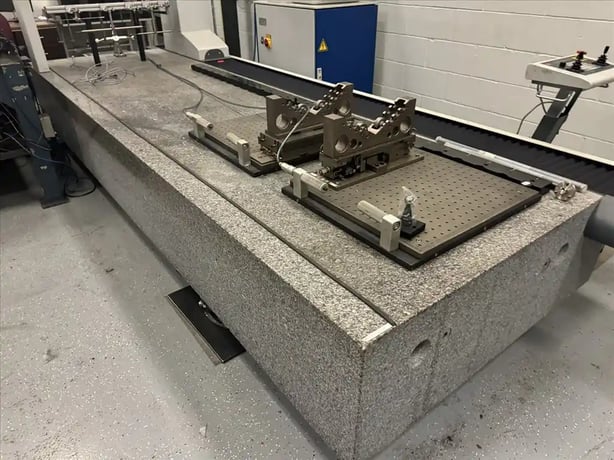 Leitz #Reference-HP-30.9.7, coordinate measuring machine, 120" x 53" table, 118.1"x, 35.4"y, 27.5'z, 41" btwn - Image 5