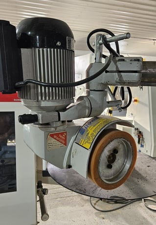 Silver #SLS-735, shaper with feeder, 1-1/4" spindle, 7.5 HP, 4 speed, 575 V., 2002 - Image 3