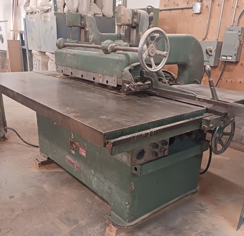 Wadkin #PU1319, heavy duty straight line rip saw, 81" x 60" table, 4 speed motor drives - Image 1