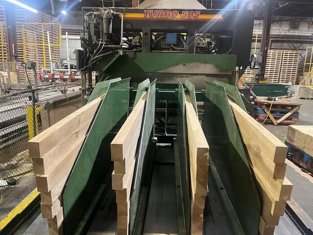 Viking #Turbo-505, Pallet Nailer, 4-Stringer, 72" max pallet, 480 volt - Image 1