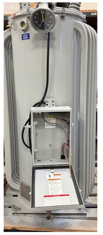 333 KVA Siemens single phase voltage regulator, 7.2/7.96 kV w/quick disconnect 10' cables (Various - Image 2