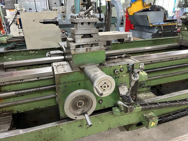 32" x 120" Clausing, Nardini #AM32120, engine lathe, 22" swing over cross slide, inch/metric, 3-jaw 24" - Image 4