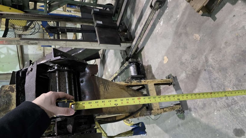 6" wide, Parts Conveyor, 10" entry height, 42" exit height, 1/4" H belt divider - Image 7
