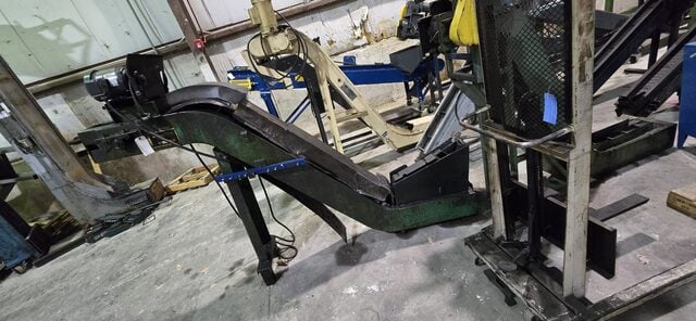 5.25" Mayfran, Parts Conveyor, 27" entry height, 52" exit height, 1.25" belt driver height, 240/480 V - Image 1