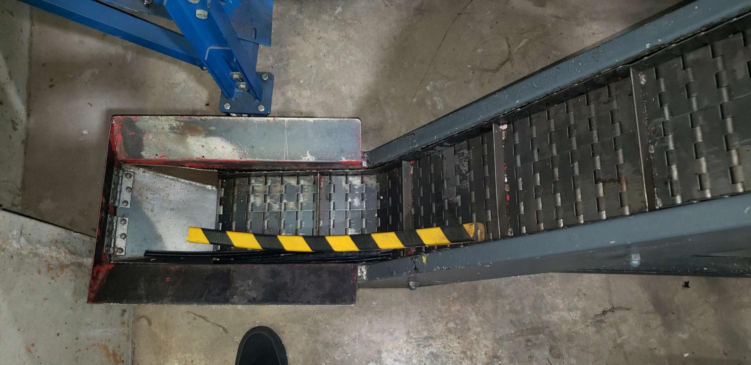 8" x 8.2" Unloading Parts Conveyor, 12" loading height, 60" discharge height, 45 deg. Incline, 240 V - Image 4