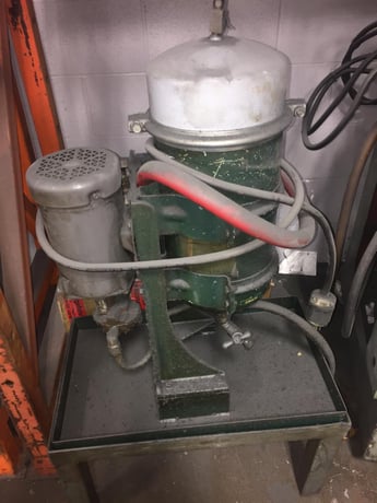 Mayhew Industries #118, Oil Filtration Unit - Image 1