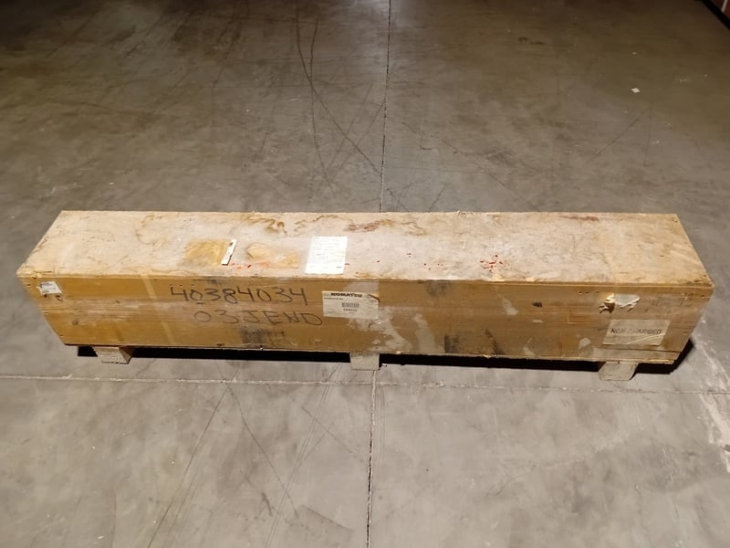 Komatsu #ED8926, Accumulator (2 available) - Image 3