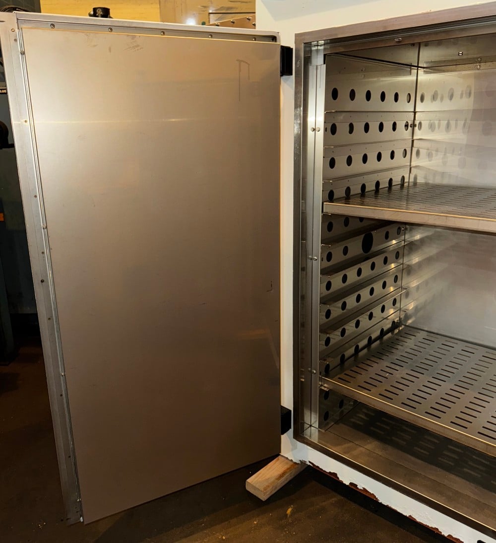 48" width x 48" H x 24" L Blue M #DCW-326, double door cabinet oven, Stainless Steel interior, 600°F, tested - Image 5