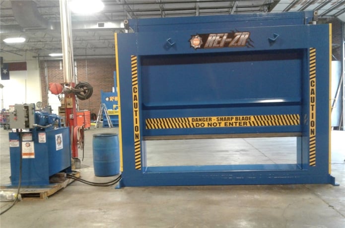 Recycling Equipment Inc. #12088S, 120" W x 88" H roll splitter, 20 HP hydraulic power pack, (2) 7" cylinders - Image 1
