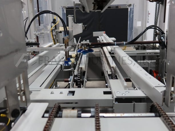 Pearson #CE35-20T, automatic right to left, case erector & bottom tape sealer, 10-35 cases per minute - Image 2