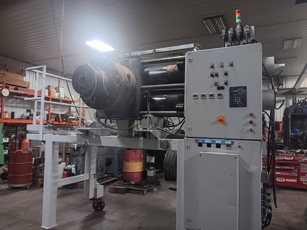 9.8" x 13.5" Kreyenborg #LK-SWE-730, Screen Changer, 4-10 ton, 1740 PSI, 716-788°F, 480 V., 1999 - Image 7