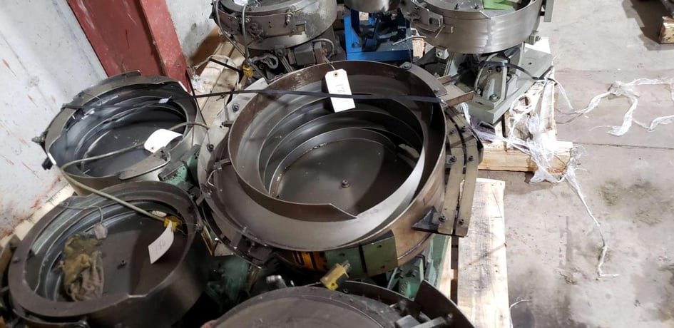 Feeder Bowl, clock wise direction, 12 mm max capacity, 21" base, 23" depth, 16" discharge height, bolt part - Image 4
