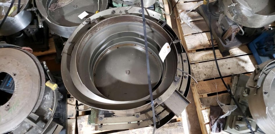 Feeder Bowl, clock wise direction, 12 mm max capacity, 21" base, 23" depth, 16" discharge height, bolt part - Image 6