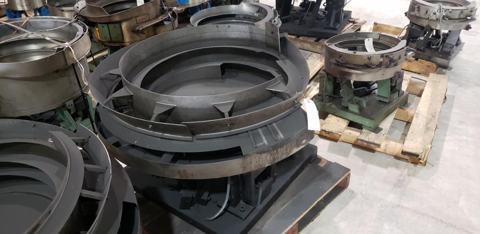 Vibratory Bowl, clock wise direction, 28 mm max capacity, 30" base, bolt part type - Image 2