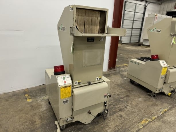 10" x 16" Conair #JC-1016, granulator, 15 HP, 2 bed knives, 45" infeed - Image 5
