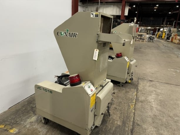 10" x 16" Conair #JC-1016, granulator, 15 HP, 2 bed knives, 45" infeed - Image 6