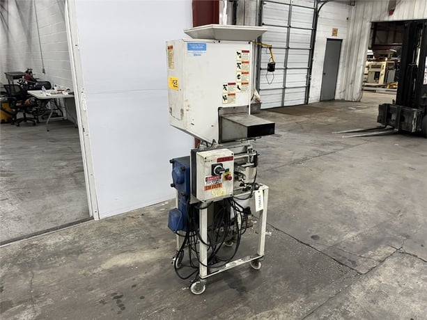 9" x 10" Matsui #SMGL2-100U, low-speed granulator, 2009 - Image 3
