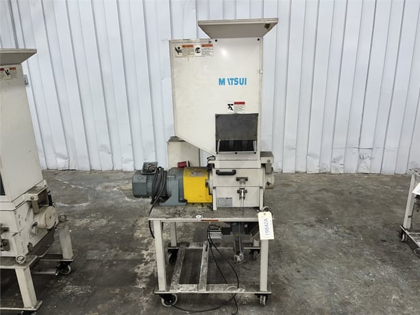 9" x 10" Matsui #SMGL2-100U, low-speed granulator, 2014 - Image 8