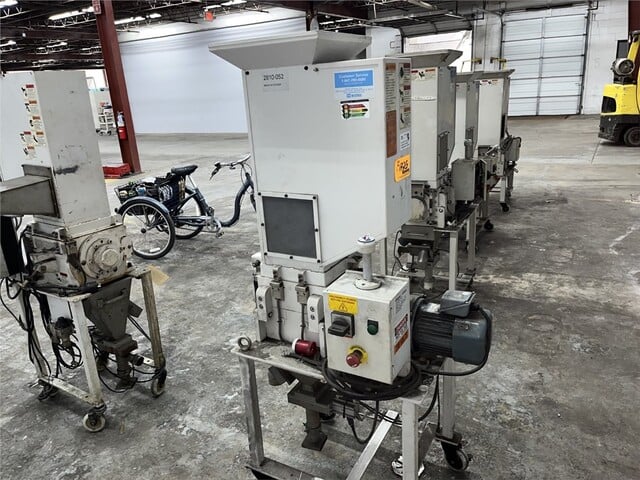 9" x 10" Matsui #SMGL2-100U, low-speed granulator, 2015 - Image 6