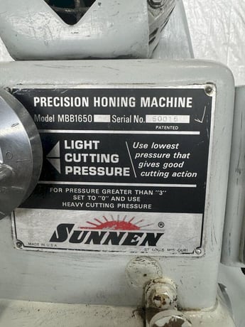 Sunnen #MBB-1650, honing machine,.060"- 5.5" inside diameter capacity, 200-1600 RPM,.25"-16" work length - Image 6