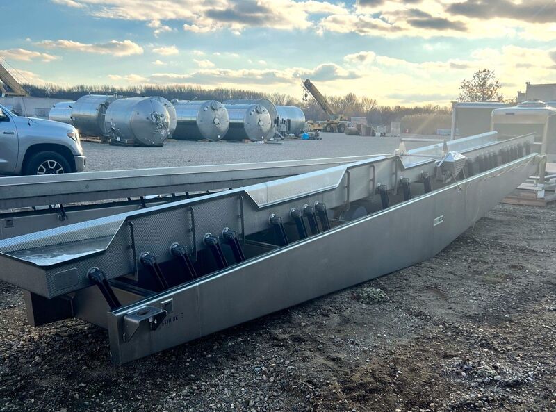24" wide x 29' long, Key #ISO-FLO S114108, Vibratory Shaker / Feeder Conveyor, Stainless Steel - Image 2