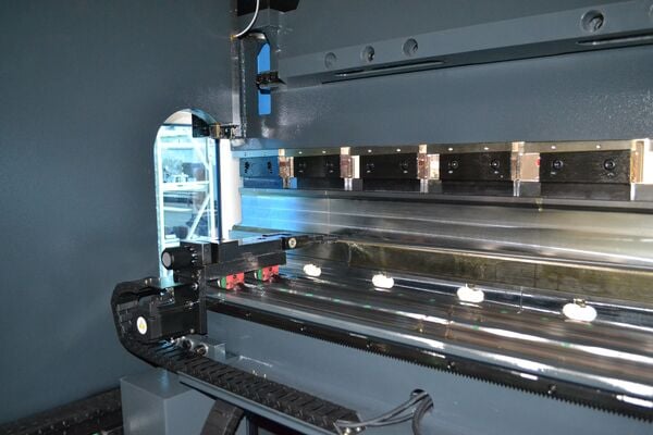 50 Ton, Krras #MKE-50T/2000, Full Electric CNC press brake, 6.5'OA, 67" between housing - Image 9
