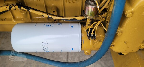 200 KW Kato light, diesel generator set, 120/208 Volts, 3-phase, 524 hours, Detroit Diesel 6-71 engine - Image 3