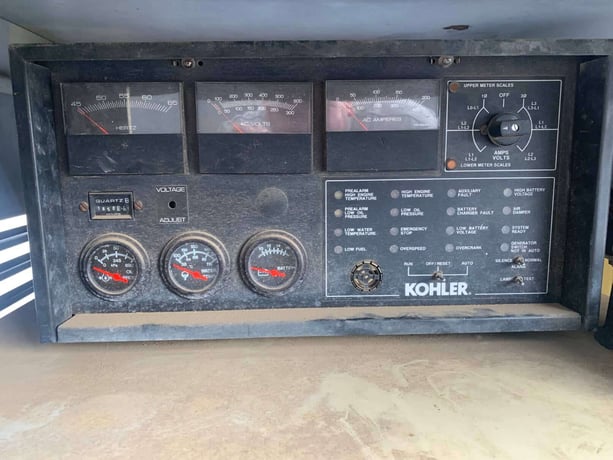 100 KW Kohler #100RZ72, standby natural gas generator, 3 phase, 1800 hours - Image 4