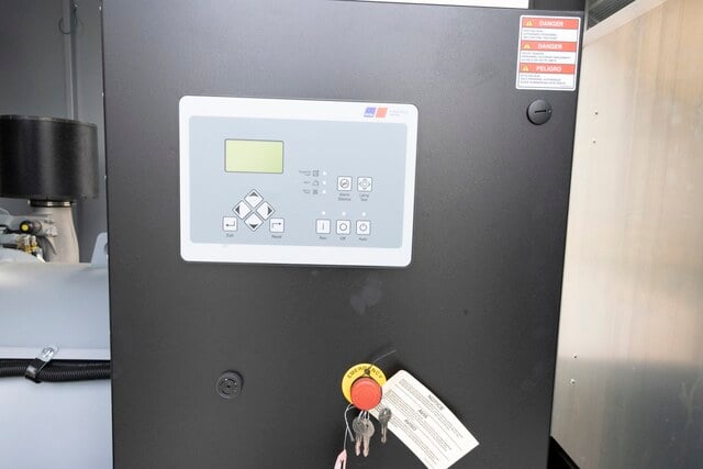 500 kW MTU #DS500, Diesel Generator, 277/480 Volts, 3 phase, sound attenuation encl, base tank, 2022 (2 - Image 6