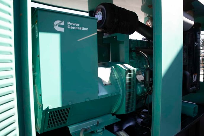150 KW Cummins #DSGAC, diesel generator, weatherproof enclosure, 24 hr base tank, EPA Tier 3, 235 hours, 2007 - Image 8