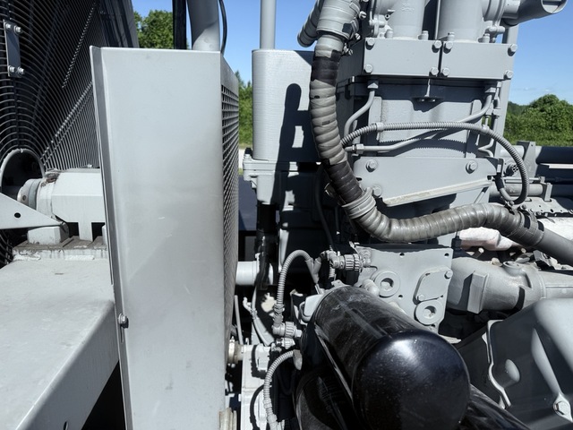 2500 kW MTU #2500SXC6DT2, Generator, 4160 Volts, 2009 - Image 9