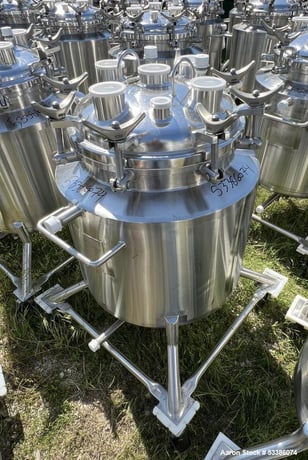 27.2 gallon Precision Stainless, Stainless Steel vertical, 20" diameter x 26" straight side, 45 psi/FV - Image 1