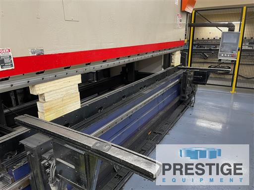 357 Ton, Bystronic #PR320x4100, 13.5'OA, 6-Axis Back Gauge, extended stroke, hydraulic upper/lower clamping - Image 2