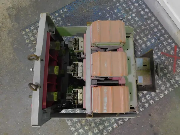 1600 Amps, ITE, K-1600, Power Circuit Breaker, 2000 Amps DC Used - Image 6