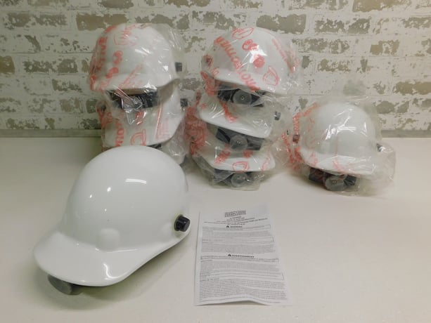 Fibre-Metal, E2QRW01A000, Thermoplastic Hard Hat, 8 Point Ratchet Suspension, White, 8 Qty., New - Image 1