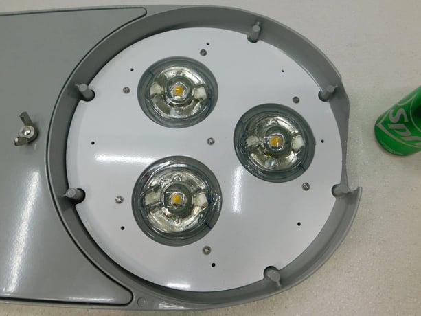 American Electric Lighting, Autobahn LED Parking Lot Roadway Light, 12800 Lumens, 120-277 V, 2024 - Image 3