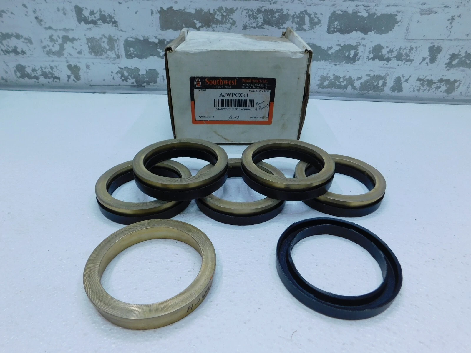 Southwest Oilfield, Ajax Wash Pipe Packing Set, Brass & Packing, 6 pieces, New - Image 1