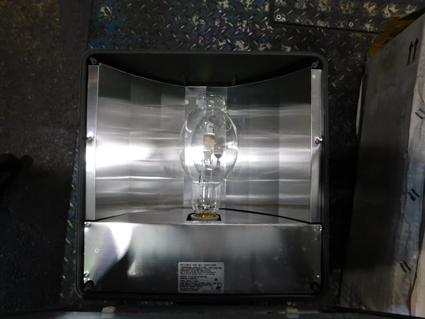 Smart Machine Tool Vision #Pulse-Start-400, Floodlight, 1 Amps, 400 Watts, 480 V, New - Image 2