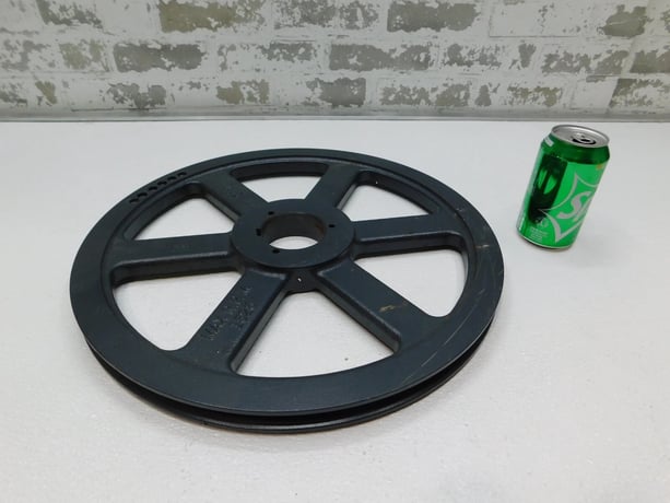 Browning, 1B5V160, V-Belt Pulley, 1-Groove, 16.28" OD, 2.31" OA width, 2"-2.438" Bore, New - Image 1