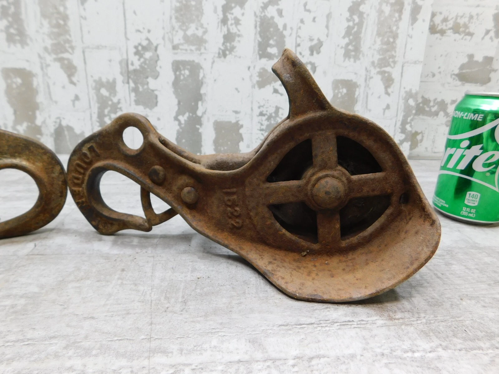 Farm/Barn Rope Pulleys, 2 Qty., Vintage, Antique, Collectible, Farm - Image 10