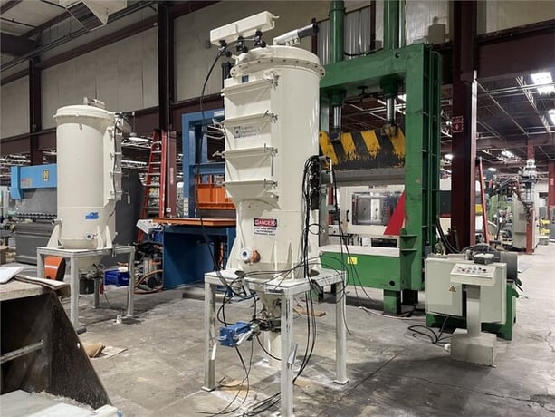 Adaptive Engineering & Fabrication(Entek), Filter Receiver, 30" diameter, 60" straight side, 20" cone, 3" - Image 6