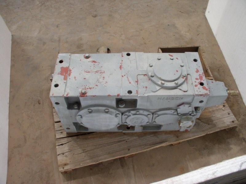 125 HP @ 1750 RPM, Hansen #RDF44, right angle, 90.00 :1 ratio, never used - Image 2