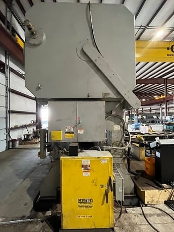 250 Ton, Blow #SC2-250-84-42, straight side twin end backshaft driven mechanical press, 1990 - Image 3