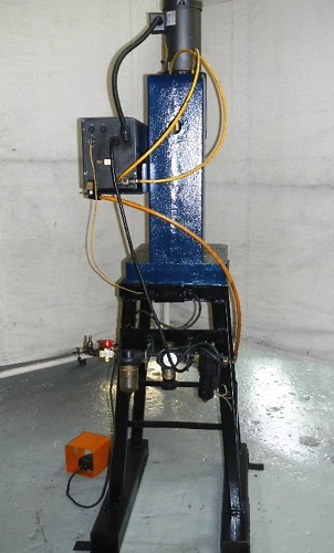 Taumel #T-501, Orbital head forming machine, .55" cap., 6.6" throat - Image 7