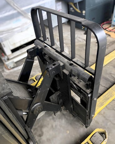 Hyster #N45XMXR, electric reach forklift, 144" lift height, side shift, 42" L forks, charger - Image 7