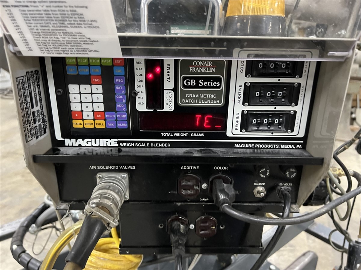 Maguire #WSB-220, 2 component gravimetric blender, 1000 lb/hr, additive auger feeder - Image 2