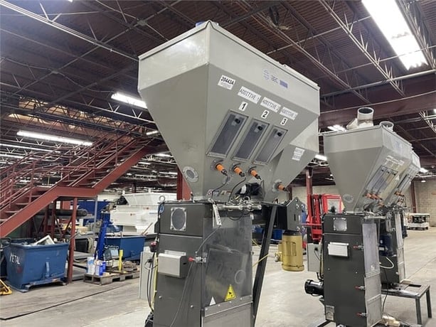 AEC #BD-2500R-4, 3 component gravimetric blender, 2500 lb/hr, pneumatic slide gates, 2017 - Image 8