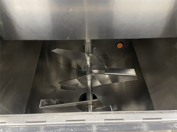 AEC #BD-2500R-4, 3 component gravimetric blender, 2500 lb/hr, pneumatic slide gates, 2017 - Image 10